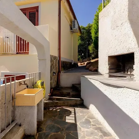 Willa Le Pavoncelle Pinus Village